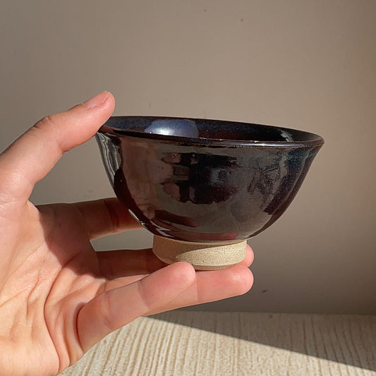small black bowl